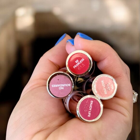 DOLL 10 Lip Crayon Bundle X4 Full Size Self Love Be Fearless Enjoy Life No bound - Picture 3 of 6